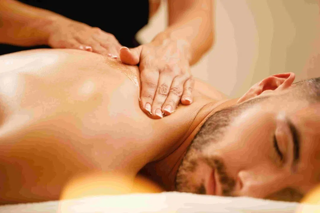 Quand offrir un massage à son partenaire : 6 occasions parfaites