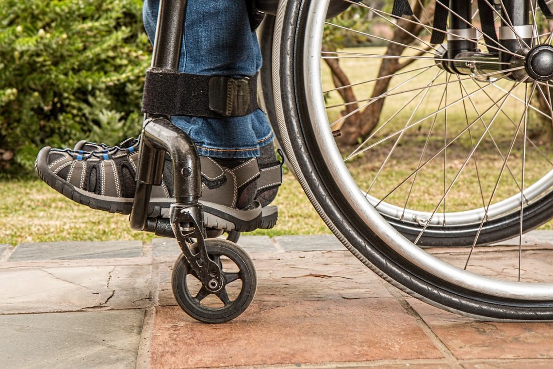 L'Aide aux handicapés à domicile
