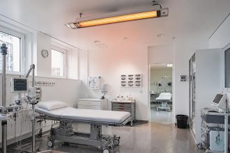 découvrez comment choisir un tube radiant gaz pour un rendement optimal et une installation efficace dans les centres médicaux, assurant confort et performance énergétique.