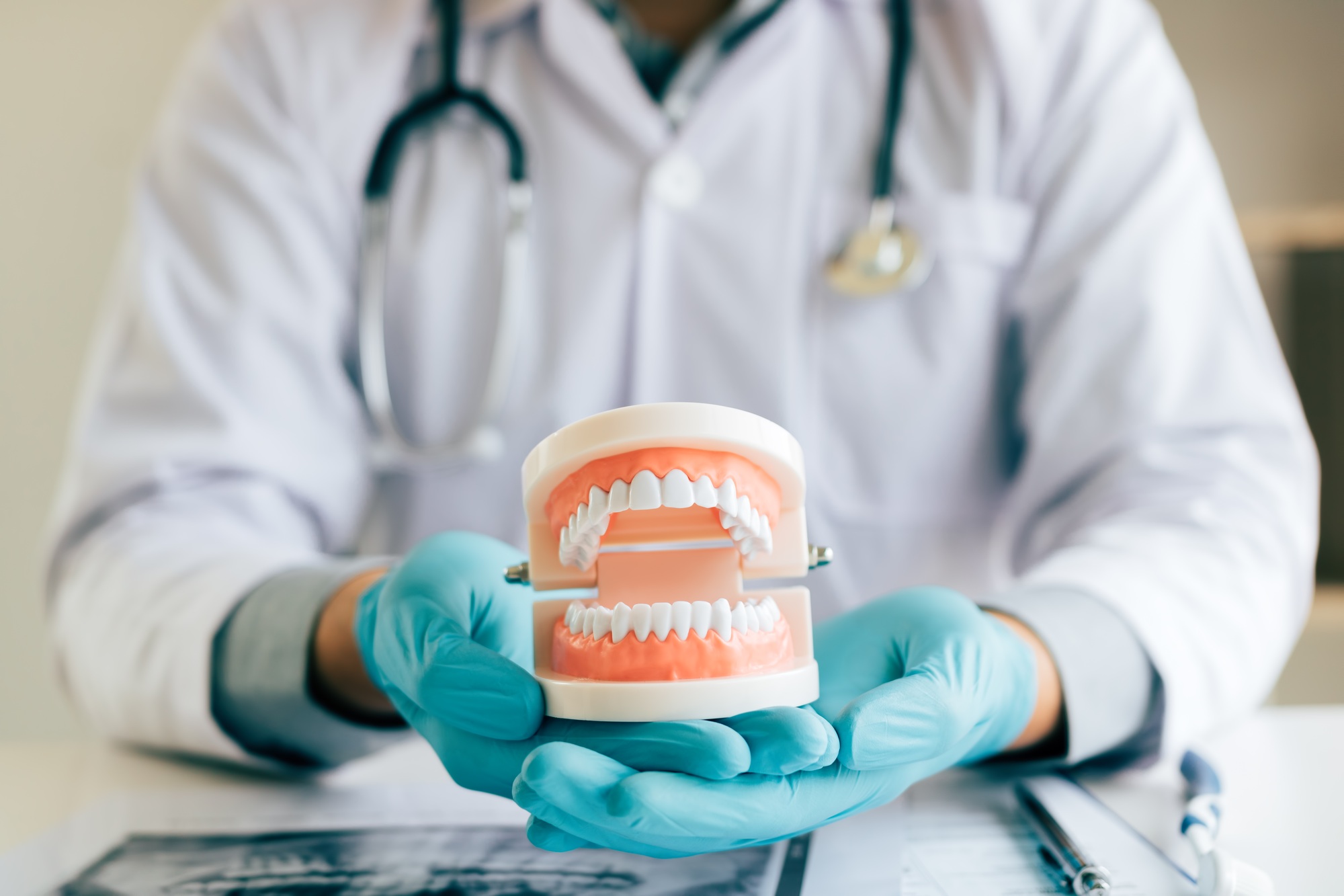  faux dentier en pharmacie