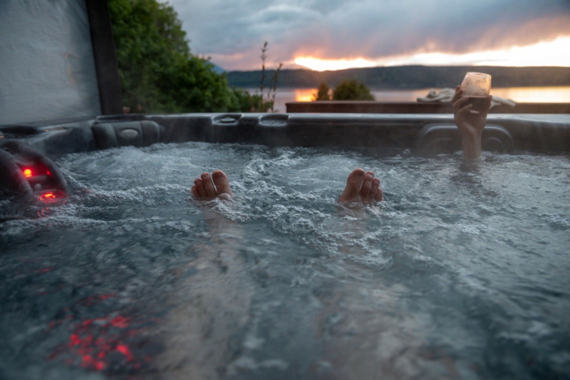 jacuzzi detente