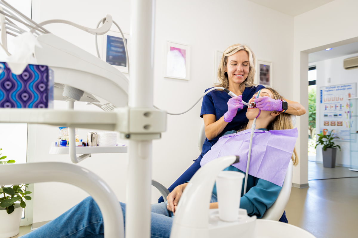 prothésiste dentaire