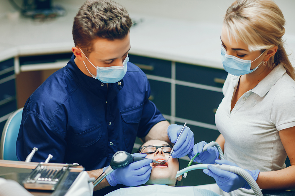 recruter un dentiste